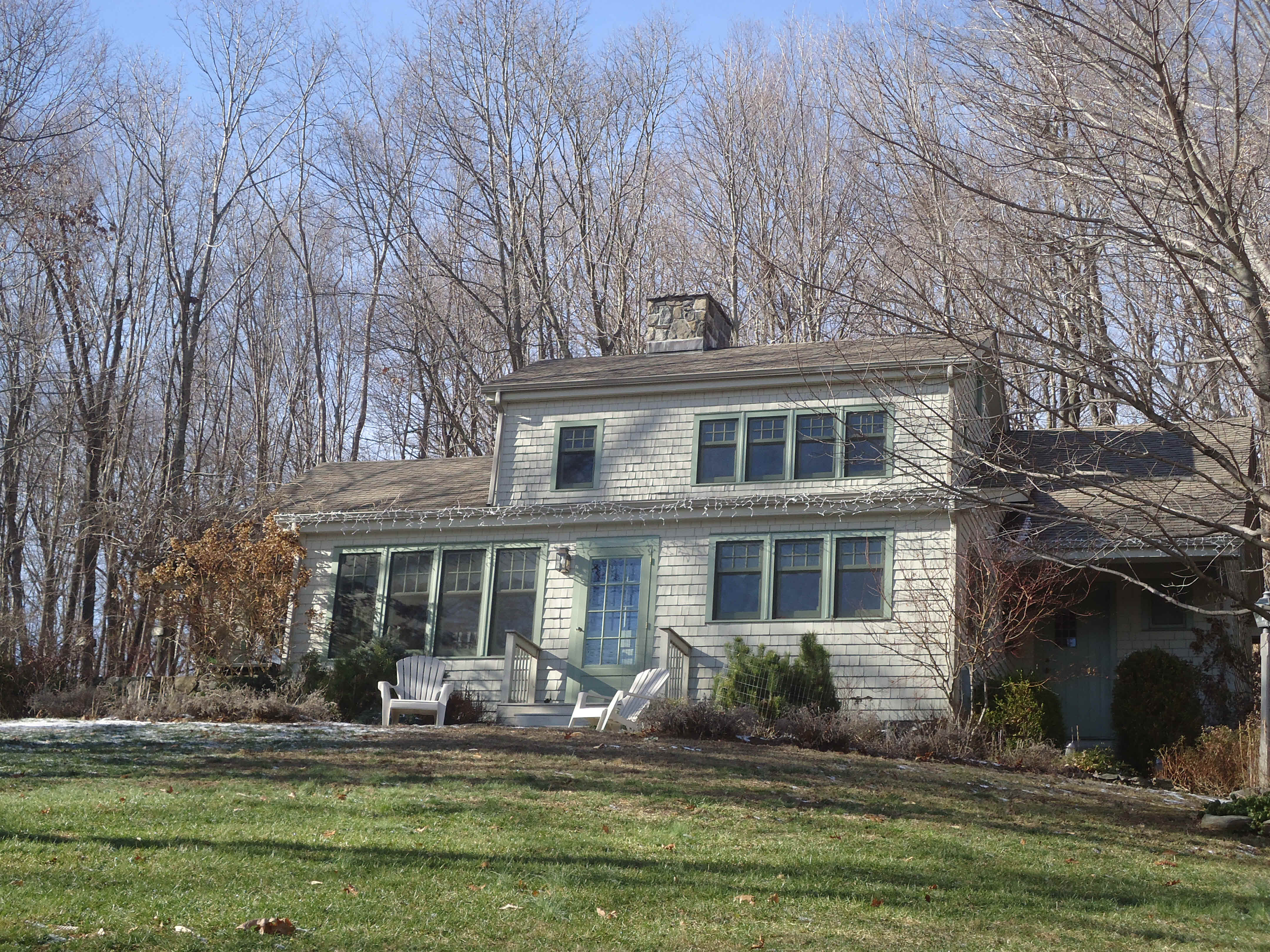 Building photograph for 9 MORRISSEY LN